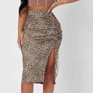 SHEIN Midi Leopard Skirt